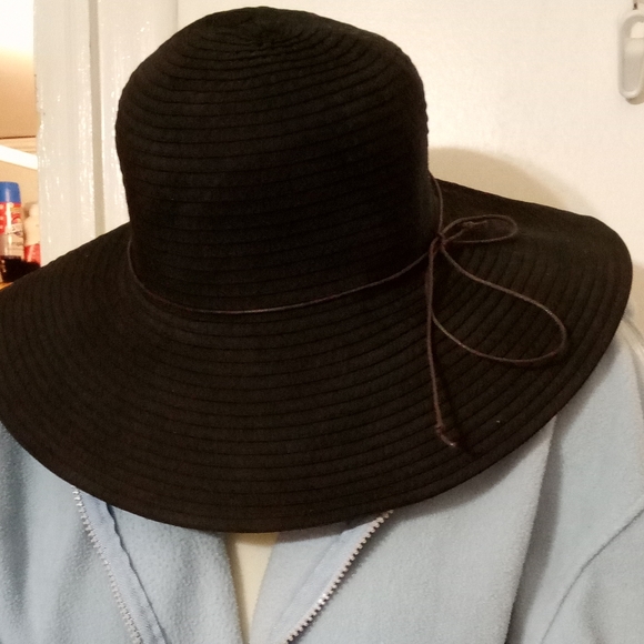 Goldcoast Sunwear Black Wide Brim Hat - Picture 5 of 10